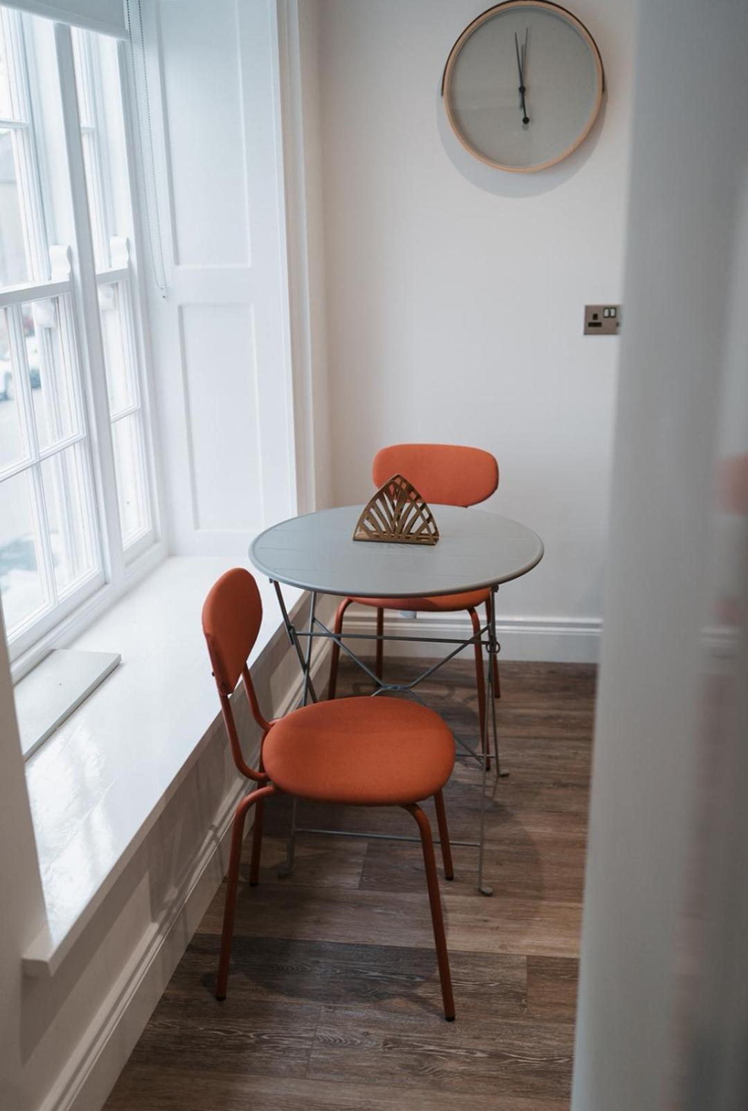 Apartment At 68 Saintfield Exteriör bild