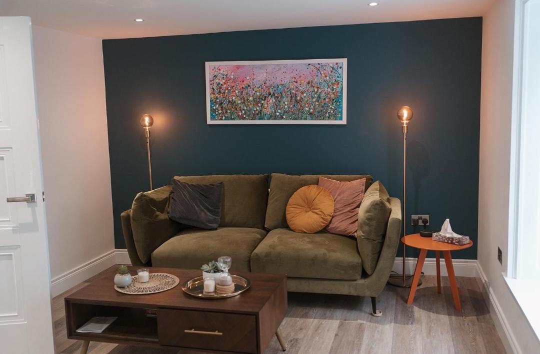 Apartment At 68 Saintfield Exteriör bild